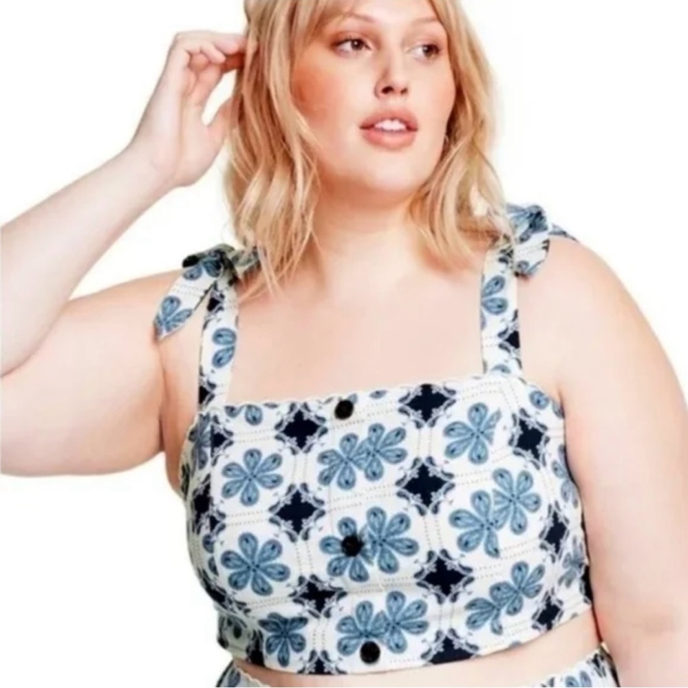 Agua Bendita Navy and White Floral Skirt Set
